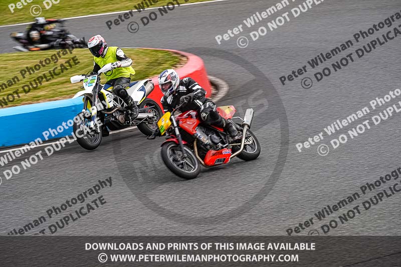 enduro digital images;event digital images;eventdigitalimages;mallory park;mallory park photographs;mallory park trackday;mallory park trackday photographs;no limits trackdays;peter wileman photography;racing digital images;trackday digital images;trackday photos